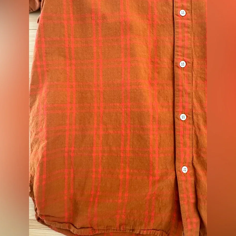 The North Face men's orange and brown plaid short-sleeve button-down shirt. XL